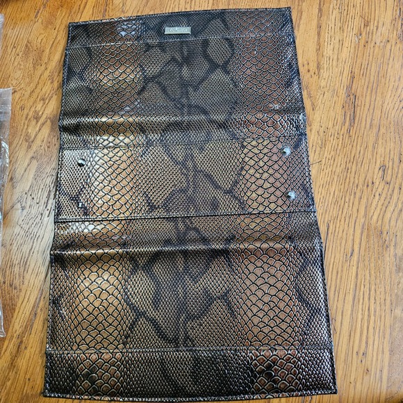 Miche Classic Black Base Bag with 7 Interchangeable Shells Animal Print Croc Lot - Picture 2 of 16